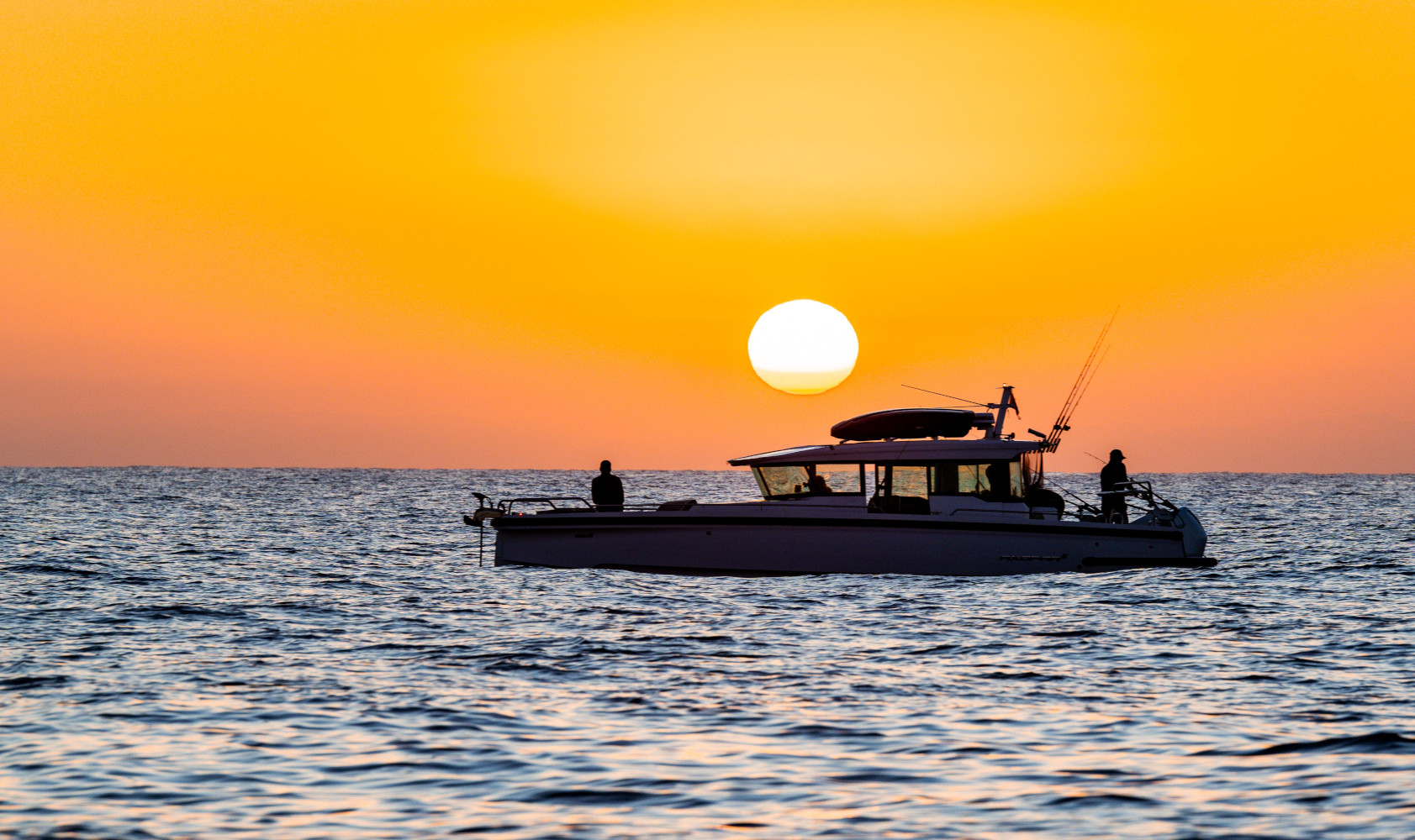 Enjoy a leisure cruise on a chartered boat from Valletta